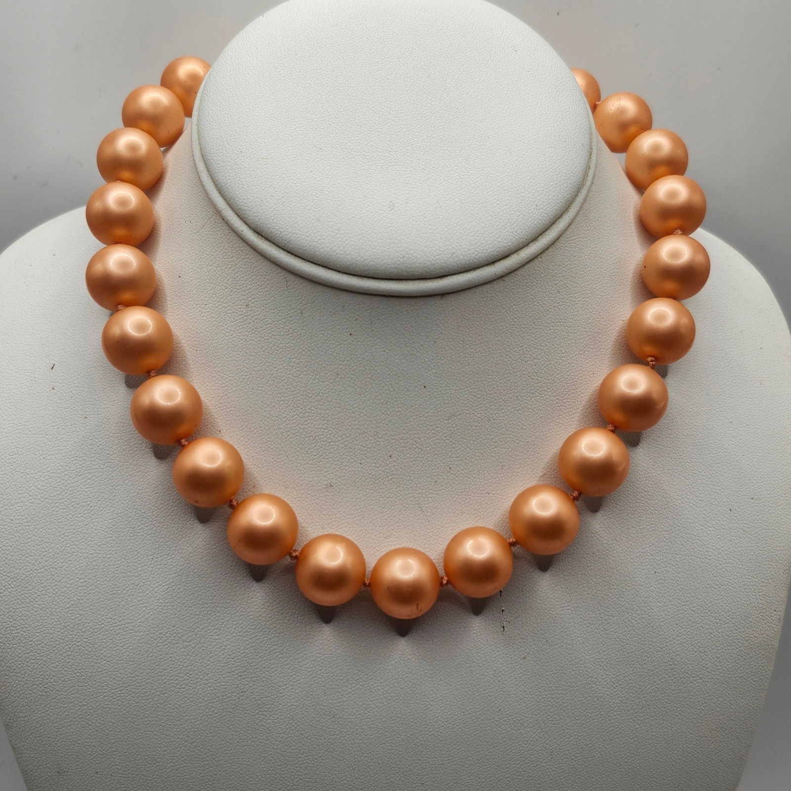 Vintage Peach Faux Pearl Choker Necklace Knotted Bead Strand Gold Tone Clasp